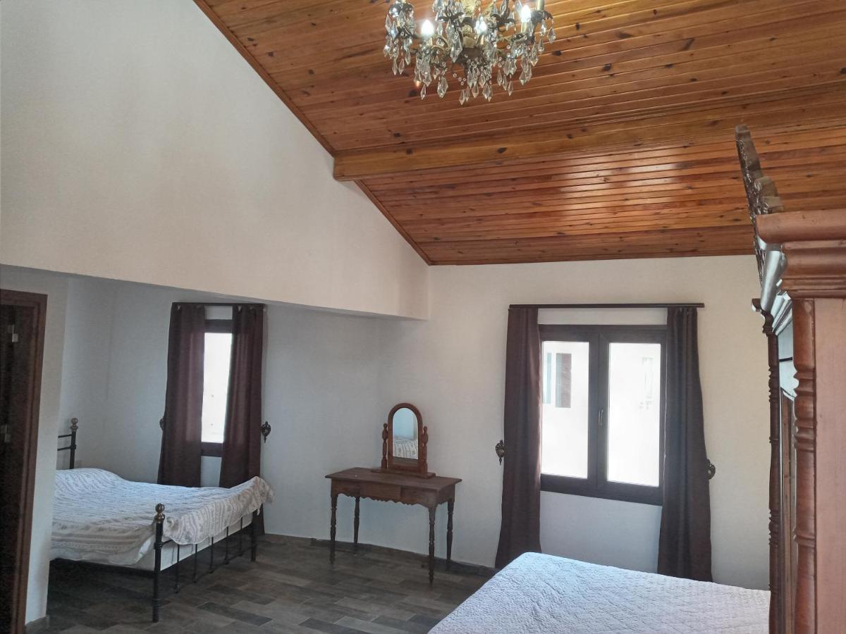 Magic Moon Guest House Famagusta  Buitenkant foto