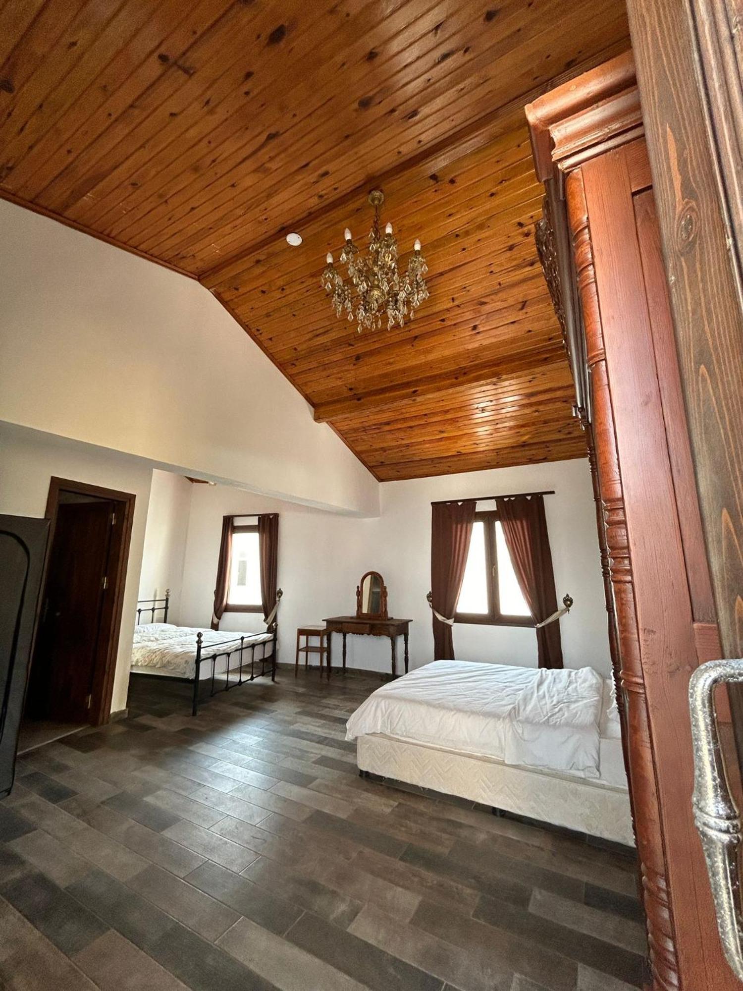 Magic Moon Guest House Famagusta  Buitenkant foto